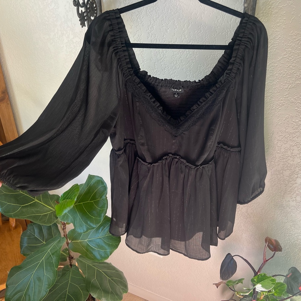 Torrid Black Women's Sheer Blouse Size 1 - Picture 5 of 7
